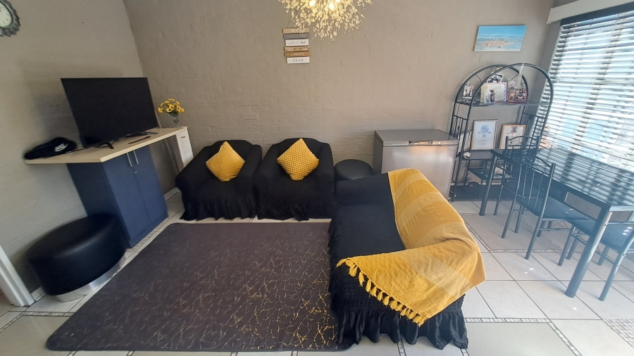 2 Bedroom Property for Sale in Pentagon Park Free State